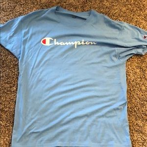Men’s champion short sleeve size large